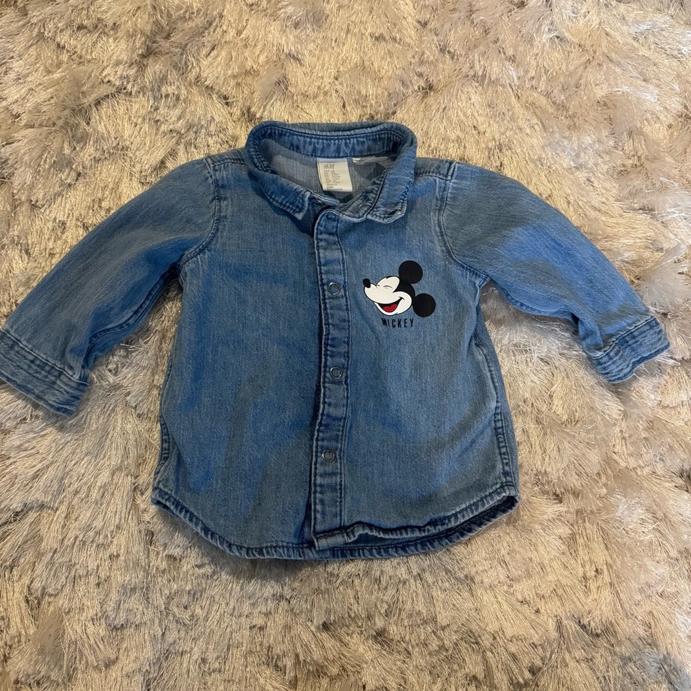 100% Cotton H&M Blue Chambray Disney Mickey Mouse Button Long Sleeve Shirt